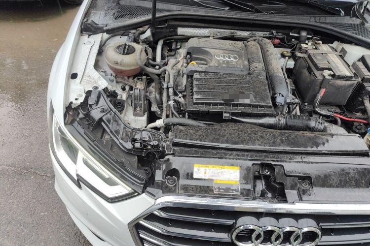 Used Audi A3 2019 Limousine 35 TFSI Ambition China V Engine Bay Right