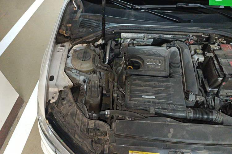 Used Audi A3 2019 Sportback 35 TFSI Fashion Edition China V Engine Bay Right