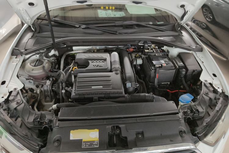 Used Audi A3 2019 Sportback 35 TFSI Ambition China V Engine Bay