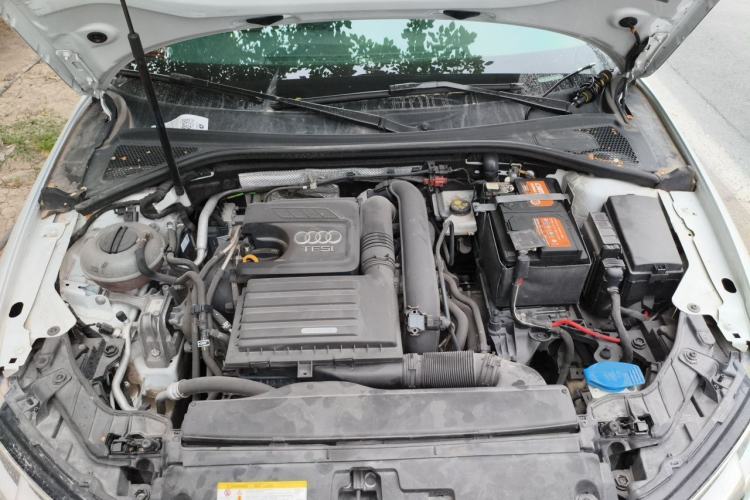 Used Audi A3 2019 Limousine 35 TFSI Ambition China V Engine Bay