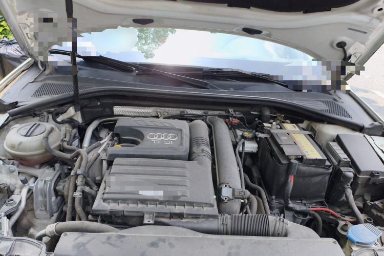 Used Audi A3 2019 Sportback 35 TFSI Fashion Edition China V Engine Bay