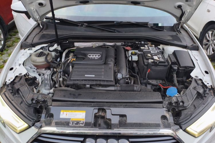 Used Audi A3 2019 Sportback 35 TFSI Fashion Edition China V Engine Bay