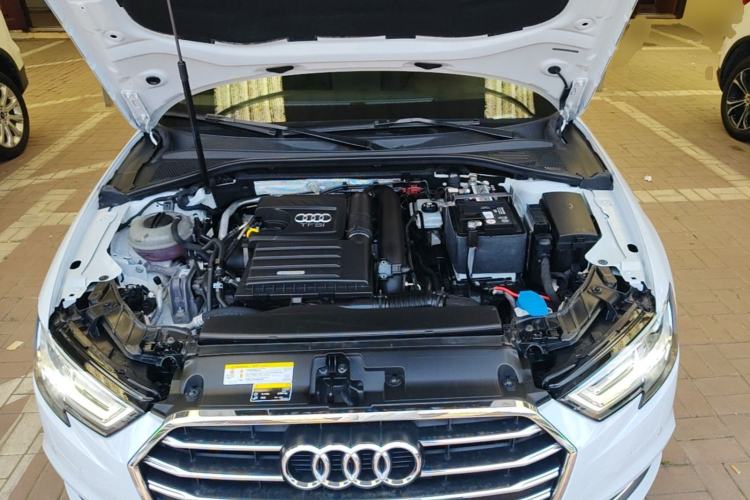 Used Audi A3 2019 Limousine 35 TFSI Style Version China V Emission Standard Engine Bay