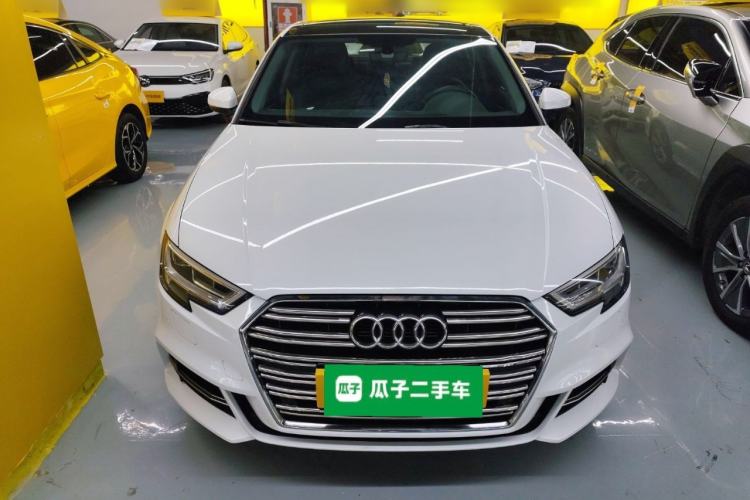 Used Audi A3 2019 Limousine 35 TFSI Fashion Edition China VI Emission Standard Exterior 1