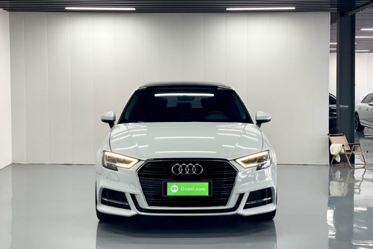 Used Audi A3 2019 Sportback 35 TFSI Fashion Edition China VI Emission Standard Exterior 1