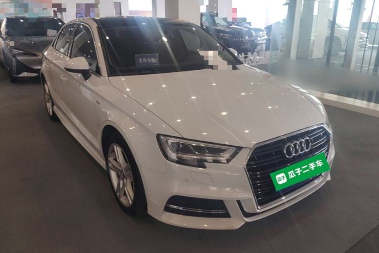 Used Audi A3 2019 Limousine 35 TFSI Fashion Edition China VI Emission Standard Exterior 1