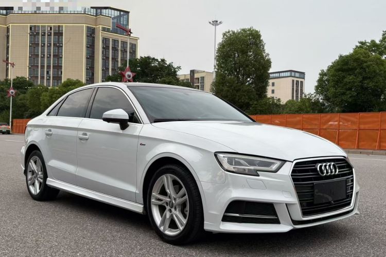 Used Audi A3 2019 Limousine 35 TFSI Fashion Edition China V standard Exterior 1
