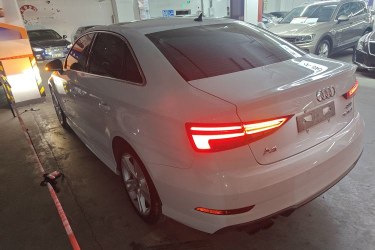 Used Audi A3 2019 Limousine 35 TFSI Fashion Edition China VI Emission Standard Exterior 2