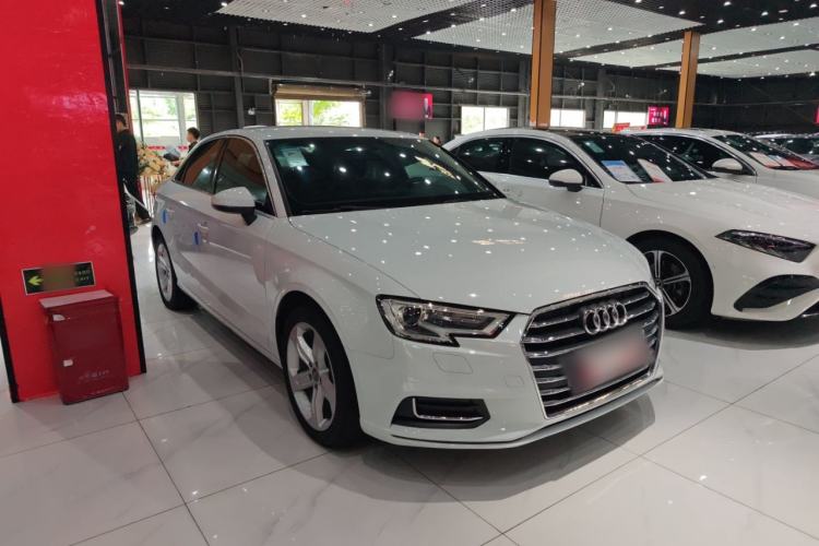 Used Audi A3 2019 Limousine 35 TFSI Ambition China VI Exterior 2