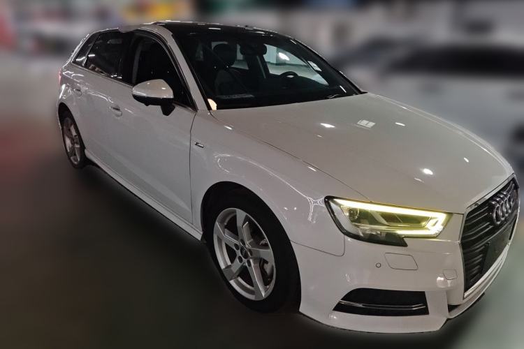 Used Audi A3 2019 Sportback 35 TFSI Fashion Edition China VI Emission Standard Exterior 2