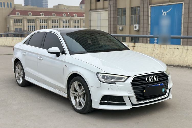 Used Audi A3 2019 Limousine 35 TFSI Fashion Edition China V standard Exterior 2