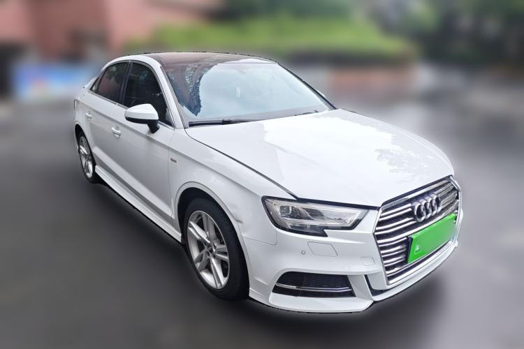 Used Audi A3 2019 Limousine 35 TFSI Fashion Edition China V standard Exterior 2