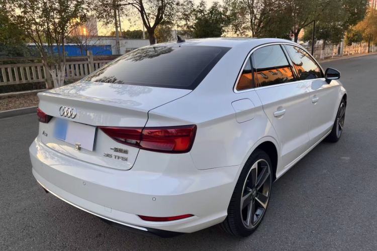 Used Audi A3 2019 Limousine 35 TFSI Style Edition China VI Emission Standard Exterior 2