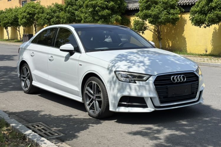 Used Audi A3 2019 Limousine 35 TFSI Sport Edition China V Emission Standard Exterior 2