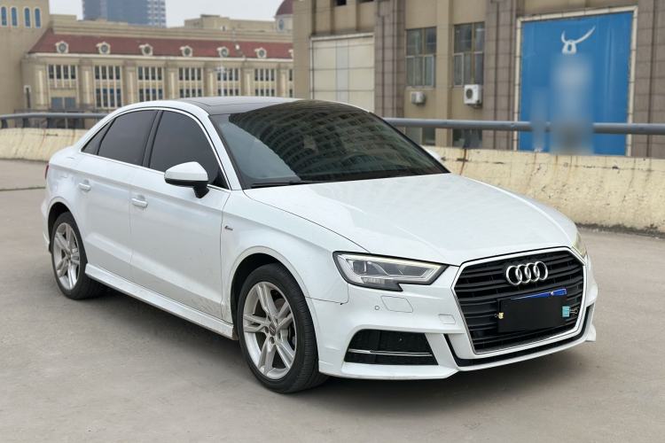 Used Audi A3 2019 Limousine 35 TFSI Fashion Edition China V standard Exterior 2