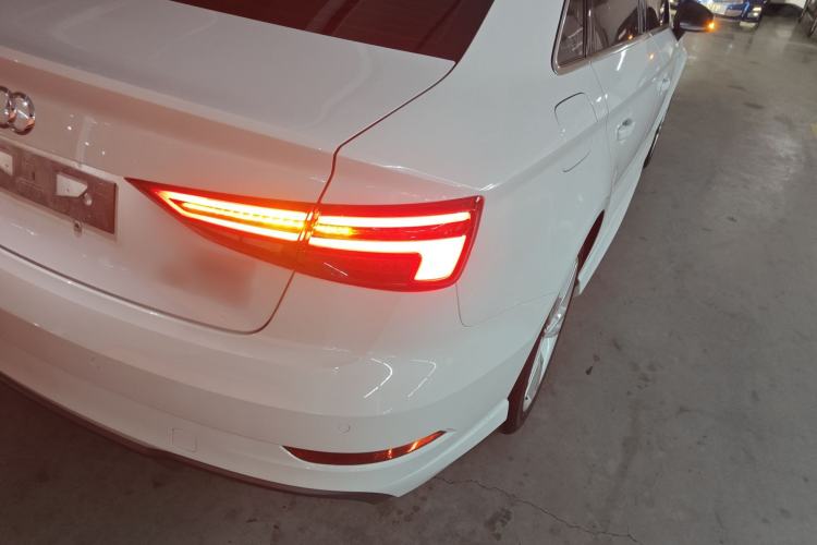 Used Audi A3 2019 Limousine 35 TFSI Fashion Edition China VI Emission Standard Exterior 3