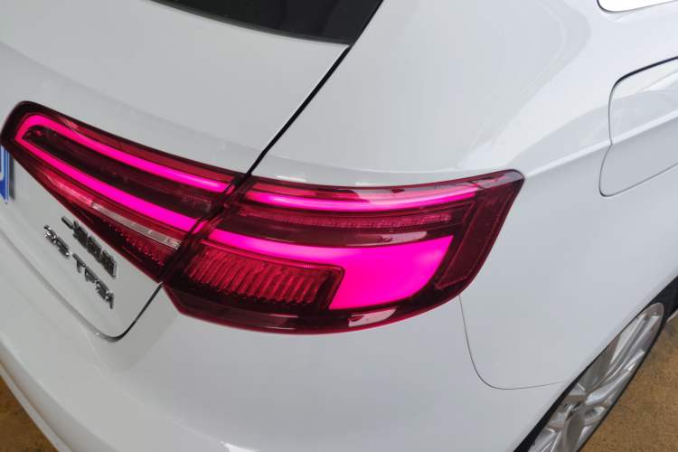 Used Audi A3 2019 Sportback 35 TFSI Style Edition China VI Emission Standard Exterior 3