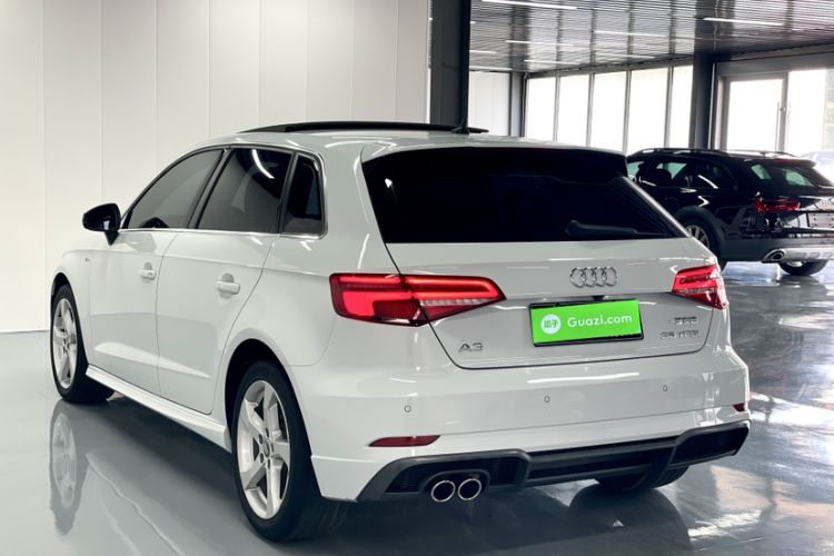 Used Audi A3 2019 Sportback 35 TFSI Fashion Edition China VI Emission Standard Exterior 3