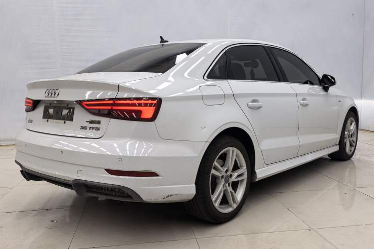 Used Audi A3 2019 Limousine 35 TFSI Fashion Edition China VI Emission Standard Exterior 3