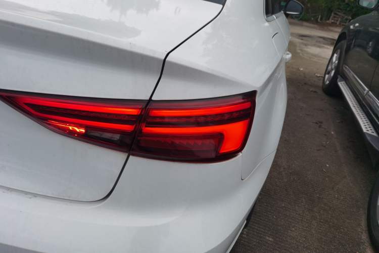 Used Audi A3 2019 Limousine 35 TFSI Ambition China VI Exterior 3