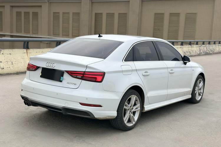 Used Audi A3 2019 Limousine 35 TFSI Fashion Edition China V standard Exterior 3