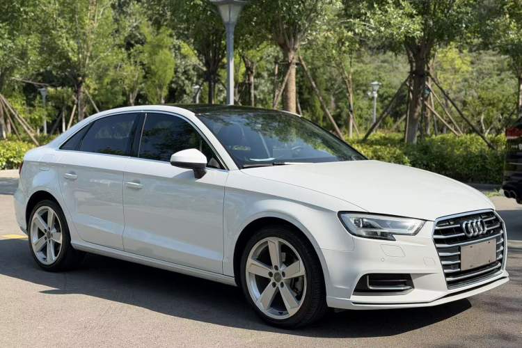 Used Audi A3 2019 Limousine 35 TFSI Style Version China V Emission Standard Exterior 4
