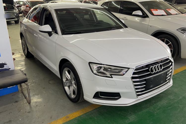 Used Audi A3 2019 Limousine 35 TFSI Ambition China VI Exterior 4