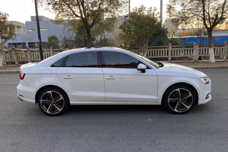 Used Audi A3 2019 Limousine 35 TFSI Style Edition China VI Emission Standard Exterior 4