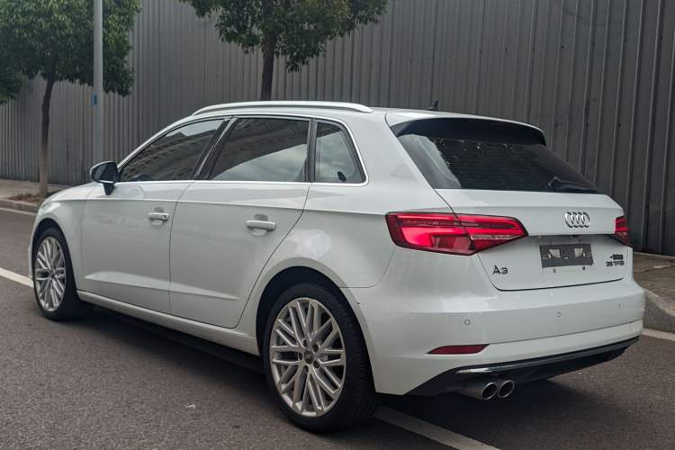 Used Audi A3 2019 Sportback 35 TFSI Style Edition China VI Emission Standard Exterior 4