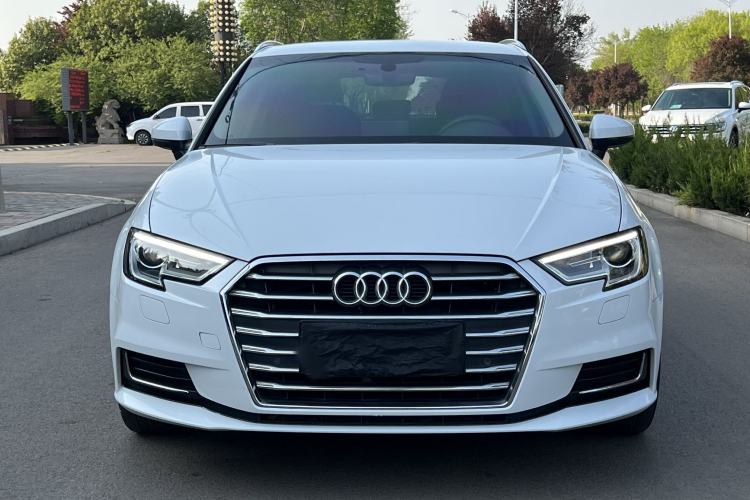 Used Audi A3 2019 Sportback 35 TFSI Ambition China VI Exterior 4