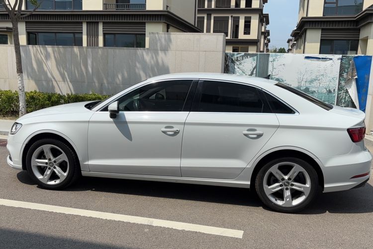 Used Audi A3 2019 Limousine 35 TFSI Ambition China VI Exterior 4