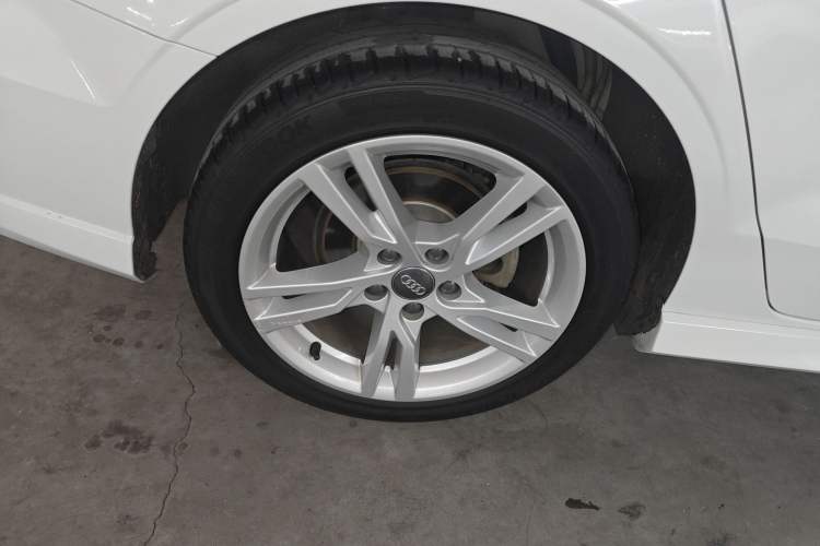 Used Audi A3 2019 Limousine 35 TFSI Fashion Edition China VI Emission Standard Exterior 5