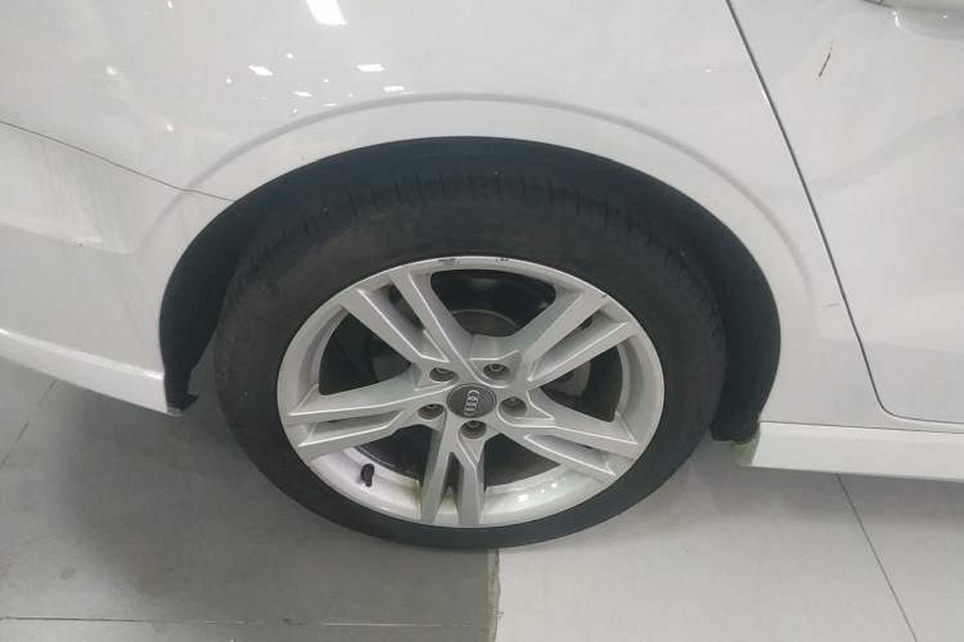 Used Audi A3 2019 Limousine 35 TFSI Fashion Edition China VI Emission Standard Exterior 5