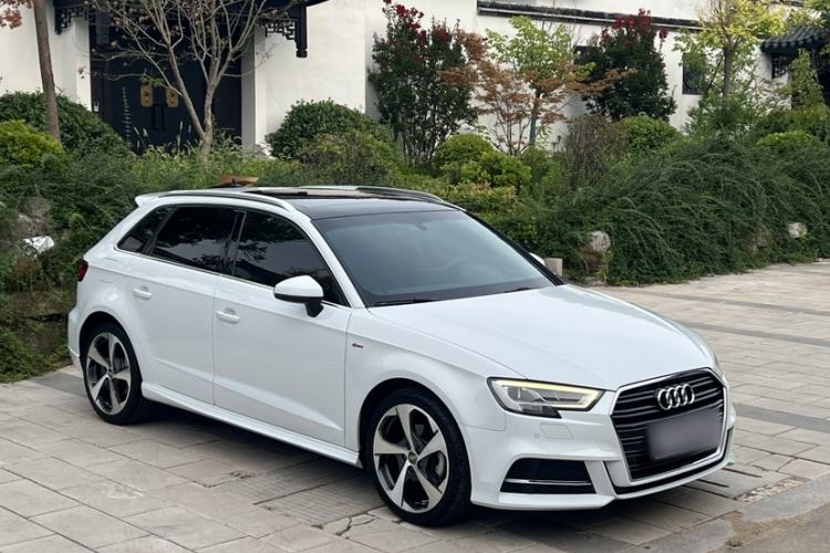 Used Audi A3 2019 Sportback 35 TFSI Sporty Version China VI Exterior 5