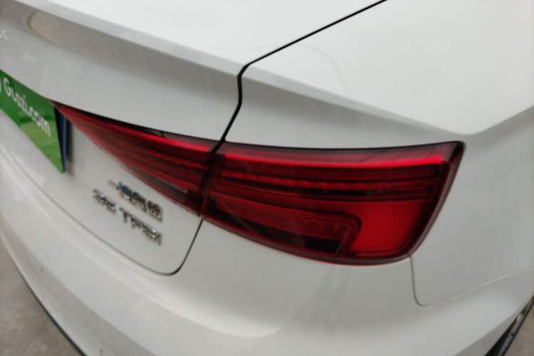 Used Audi A3 2019 Limousine 35 TFSI Fashion Edition China VI Emission Standard Exterior 6