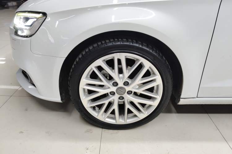 Used Audi A3 2019 Sportback 35 TFSI Style Edition China VI Emission Standard Exterior 7