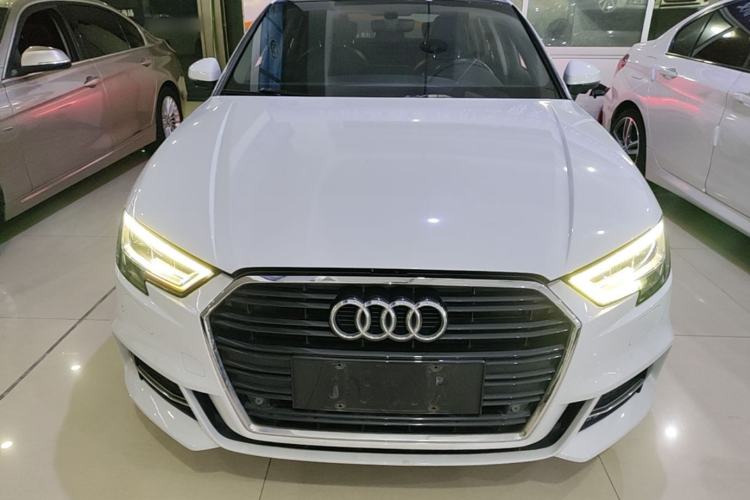 Used Audi A3 2019 Limousine 35 TFSI Fashion Edition China V standard Front