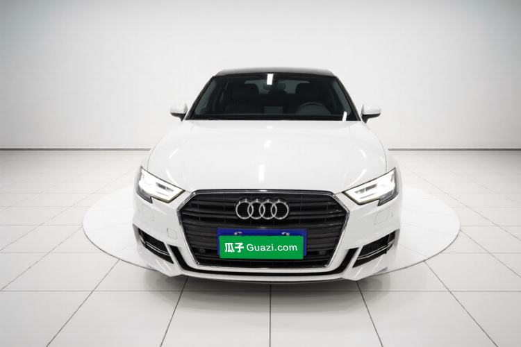 Used Audi A3 2019 Limousine 35 TFSI Fashion Edition China V standard Front