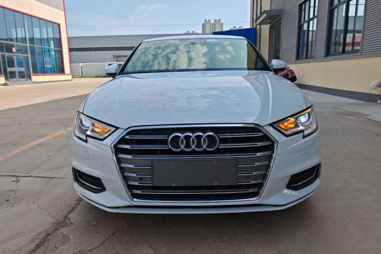 Used Audi A3 2019 Limousine 35 TFSI Ambition China VI Front