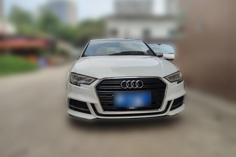 Used Audi A3 2019 Limousine 35 TFSI Fashion Edition China VI Emission Standard Front