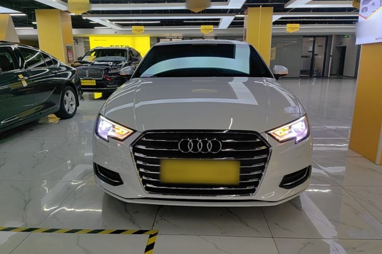 Used Audi A3 2019 Limousine 35 TFSI Ambition China VI Front