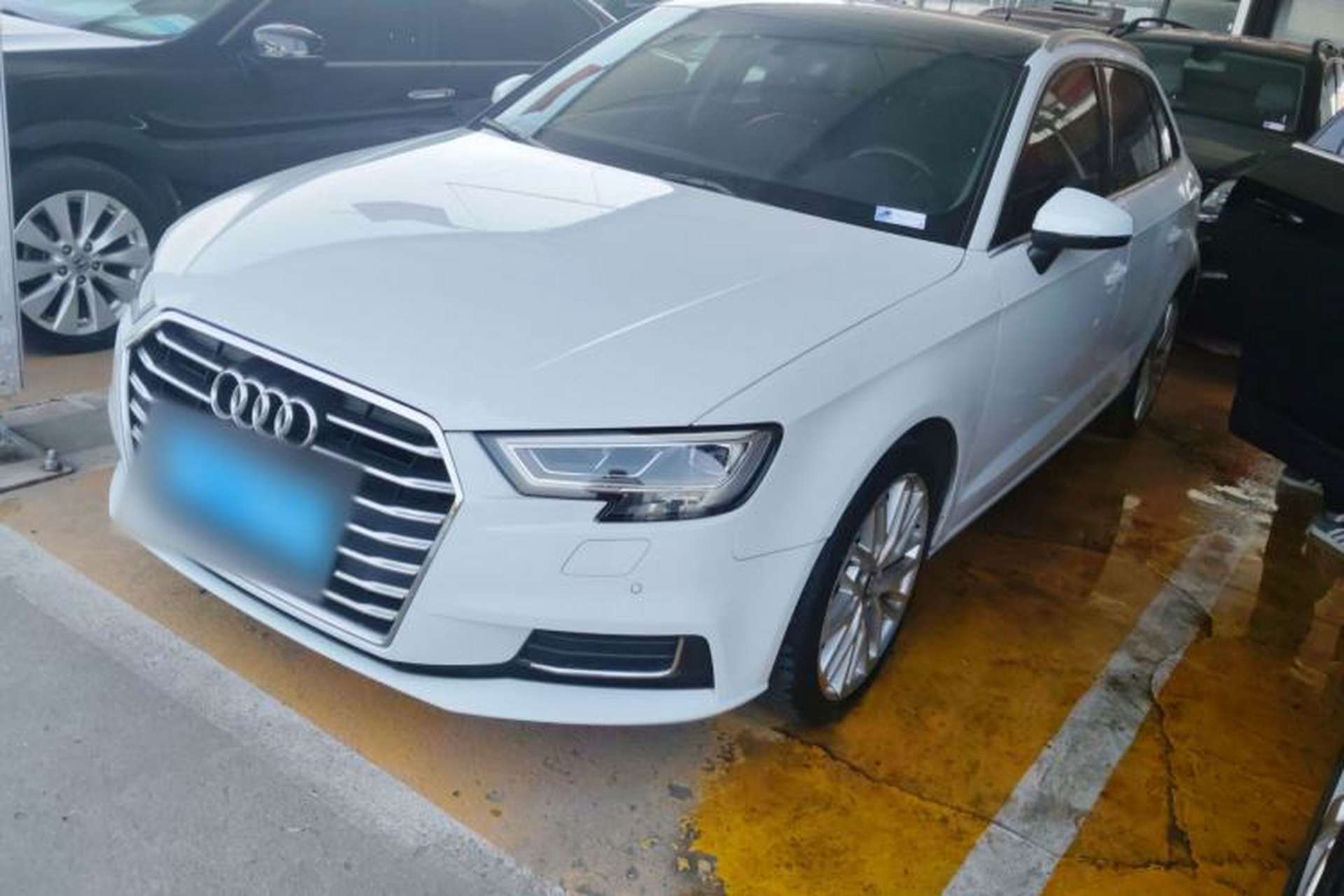 Used Audi A3 2019 Sportback 35 TFSI Style Edition China VI Emission Standard Front Left 45 Deg