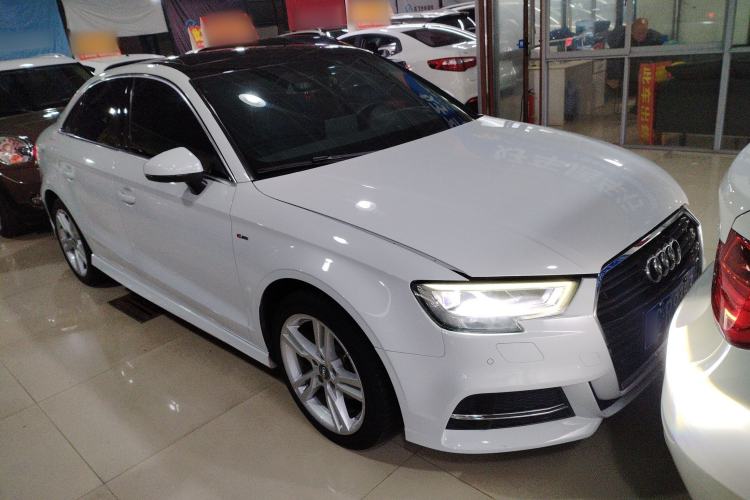 Used Audi A3 2019 Limousine 35 TFSI Fashion Edition China V standard Front Right 45 Deg