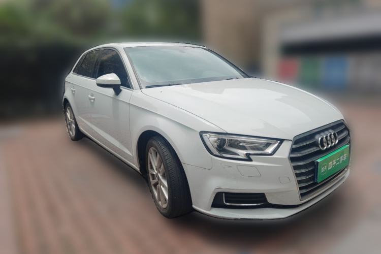 Used Audi A3 2019 Sportback 35 TFSI Ambition China VI Front Right 45 Deg