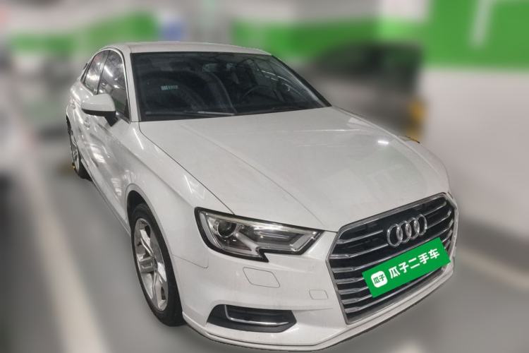 Used Audi A3 2019 Limousine 35 TFSI Ambition China VI Front Right 45 Deg