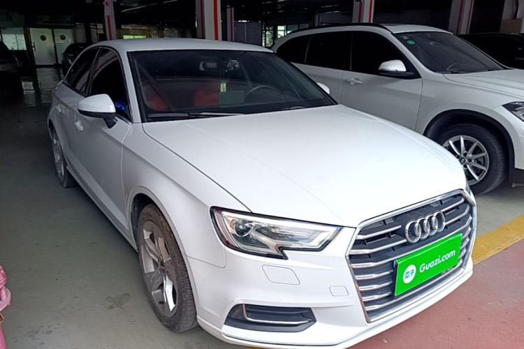 Used Audi A3 2019 Limousine 35 TFSI Ambition China VI Front Right 45 Deg