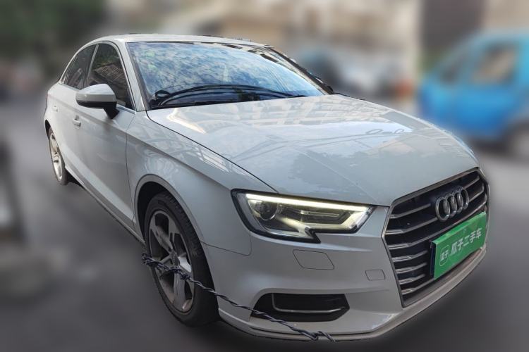 Used Audi A3 2019 Limousine 35 TFSI Ambition China VI Front Right 45 Deg