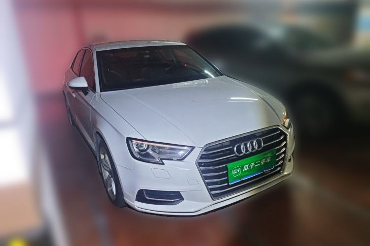 Used Audi A3 2019 Limousine 35 TFSI Ambition China VI Front Right 45 Deg