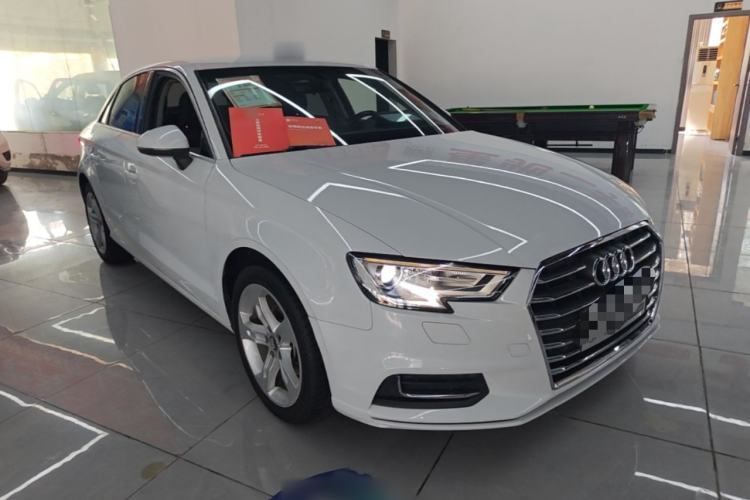 Used Audi A3 2019 Limousine 35 TFSI Ambition China VI Front Right 45 Deg