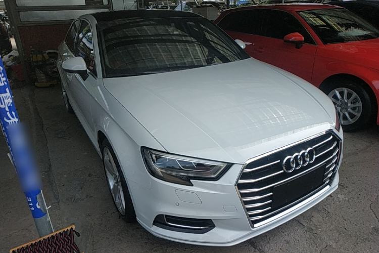 Used Audi A3 2019 Limousine 35 TFSI Style Edition China VI Emission Standard Front Right 45 Deg